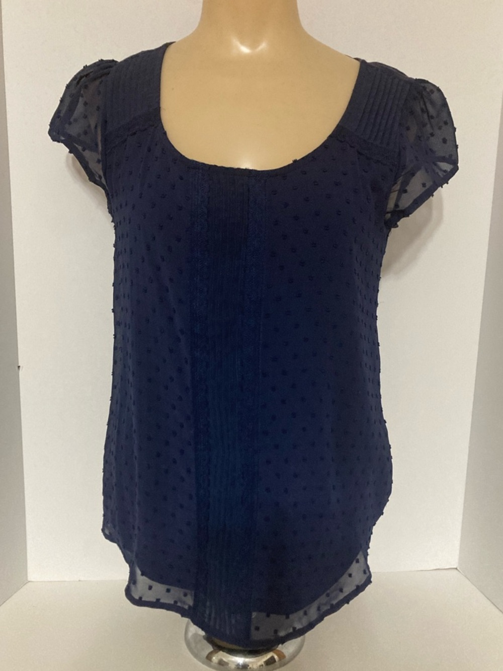 Women’s Navy Swiss Dot Cap Sleeve Blouse. Item# SSbl4